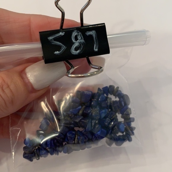 Sterling silver clasp natural stone chip necklace - Picture 7 of 7